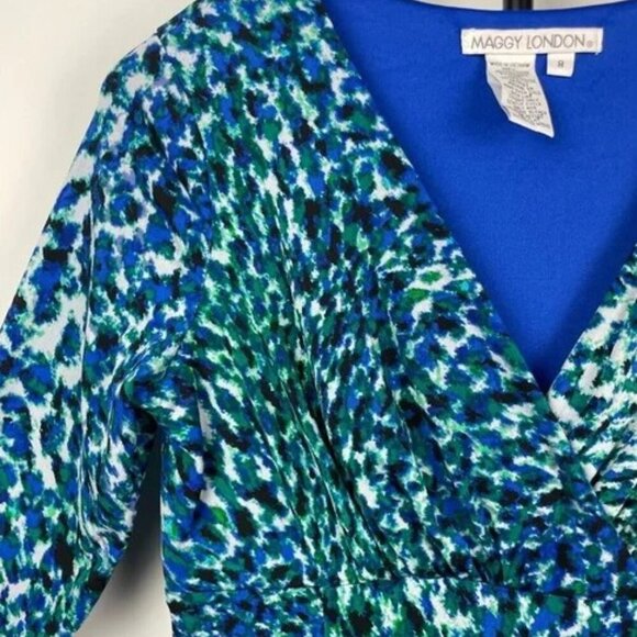 LONDON TIMES WRAP-FRONT V-NECK DRESS WITH SEASONAL PRINT - Picture 4 of 8